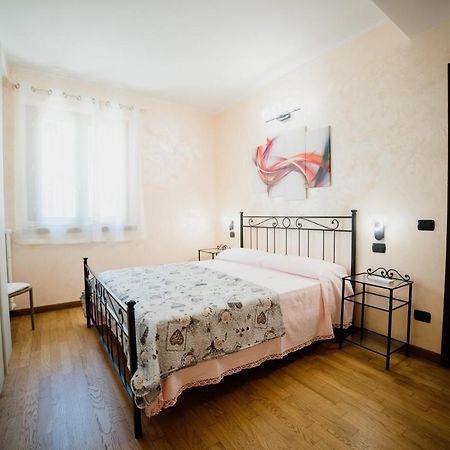 גארדה Welcome Traveller La Maison מראה חיצוני תמונה